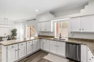 Photo #1: 6952399 Listing 