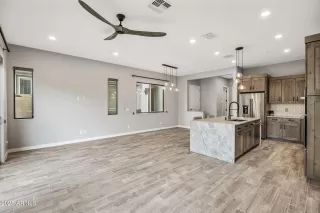 Photo #3: 6952408 Listing