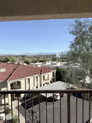 Photo #4: 6952449 Listing