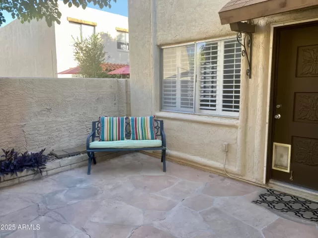 MLS: 6952474 Condo For Sale