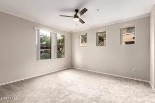 Photo #5: 6952549 Listing