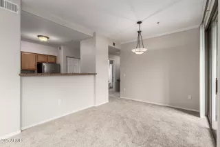 Photo #6: 6952549 Listing