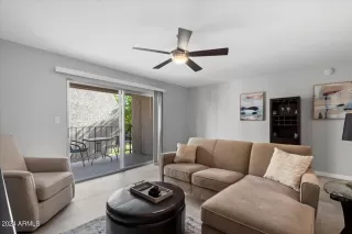 Photo #4: 6952593 Listing 