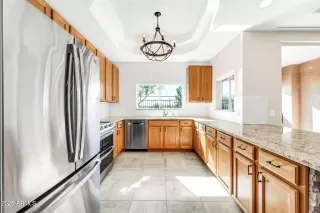 Photo #5: 6952632 Listing