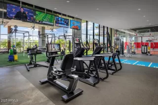 Photo #6: 6952856 Listing