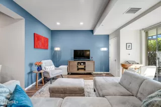 Photo #1: 6952914 Listing 