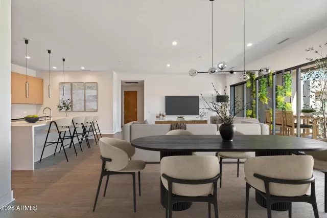 MLS: 6952929 Condo For Sale