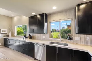 Photo #6: 6953018 Listing 