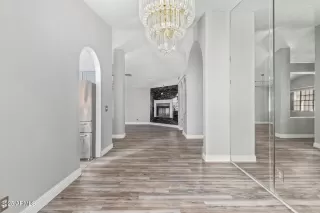 Photo #6: 6953131 Listing