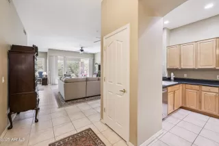 Photo #6: 6953307 Listing 