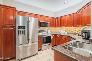 Photo #5: 6953432 Listing 