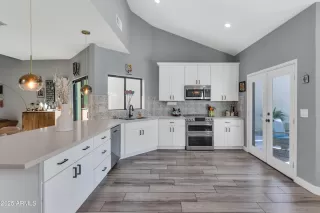 Photo #4: 6953561 Listing 