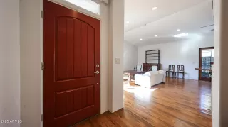 Photo #4: 6953598 Listing