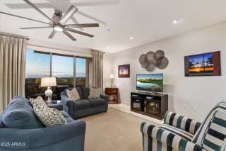 Photo #3: 6953603 Listing