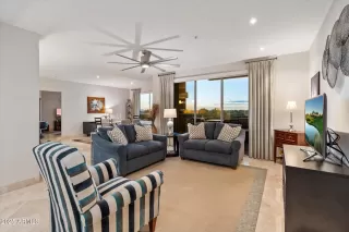 Photo #4: 6953603 Listing