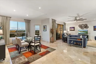 Photo #5: 6953603 Listing