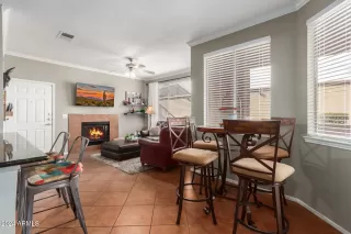 Photo #5: 6953901 Listing 