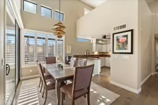 Photo #6: 6953912 Listing 