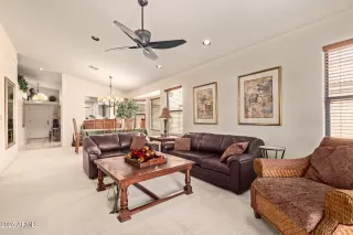 Photo #6: 6954076 Listing 