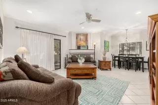 Photo #3: 6954146 Listing 