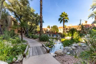 Photo #6: 6954149 Listing 