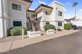 Photo #3: 6954721 Listing