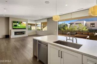 More Details about MLS # 6954795 : 5541 E STELLA LANE