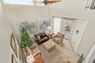 Photo #4: 6954843 Listing