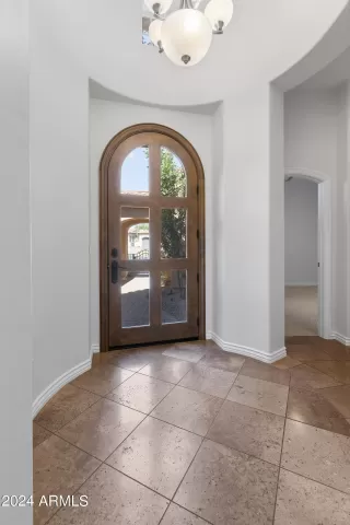 Photo #6: 6954866 Listing