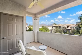 Photo #3: 6954998 Listing