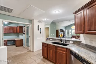 Photo #6: 6954998 Listing