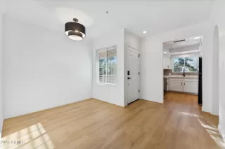 Photo #2: 6955122 Listing 