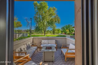 Photo #4: 6955131 Listing