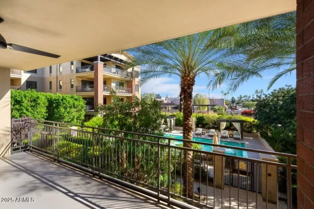 MLS: 6955262 Condo For Sale