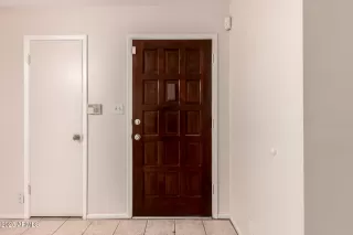 Photo #3: 6955325 Listing