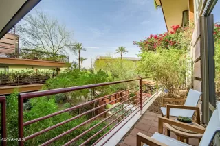 Photo #6: 6955338 Listing