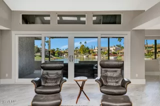 Photo #4: 6955460 Listing 