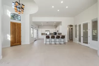 Photo #3: 6955540 Listing