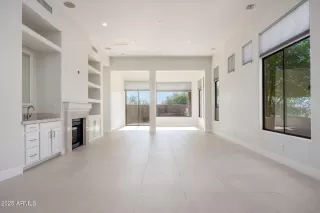 Photo #5: 6955540 Listing