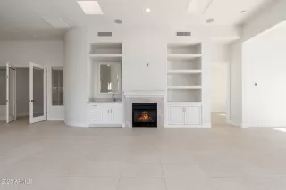 Photo #6: 6955540 Listing