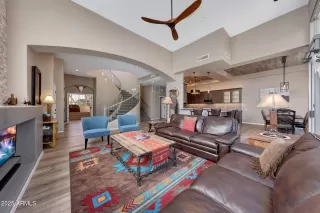 Photo #4: 6955722 Listing