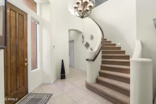 Photo #5: 6955872 Listing