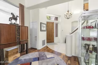 Photo #6: 6955872 Listing