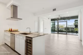 Photo #3: 6955878 Listing