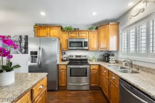 Photo #3: 6956037 Listing