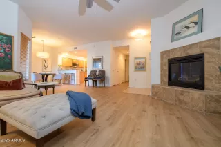 Photo #4: 6956058 Listing 