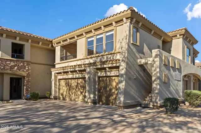 MLS: 6956111 Condo For Sale