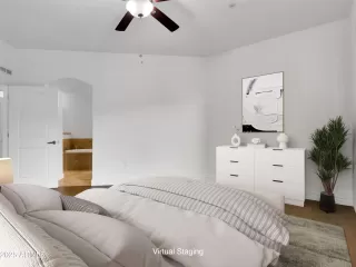 Photo #4: 6956176 Listing