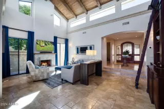 Photo #2: 6956189 Listing