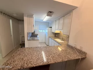 Photo #1: 6956308 Listing